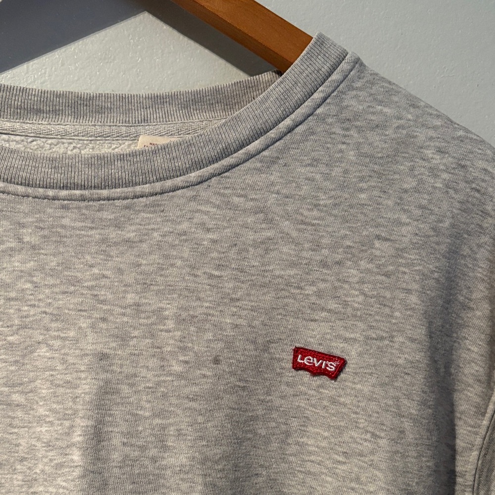 Levi's Heather Gray Women's Sweatshirt - Picture 2 of 6